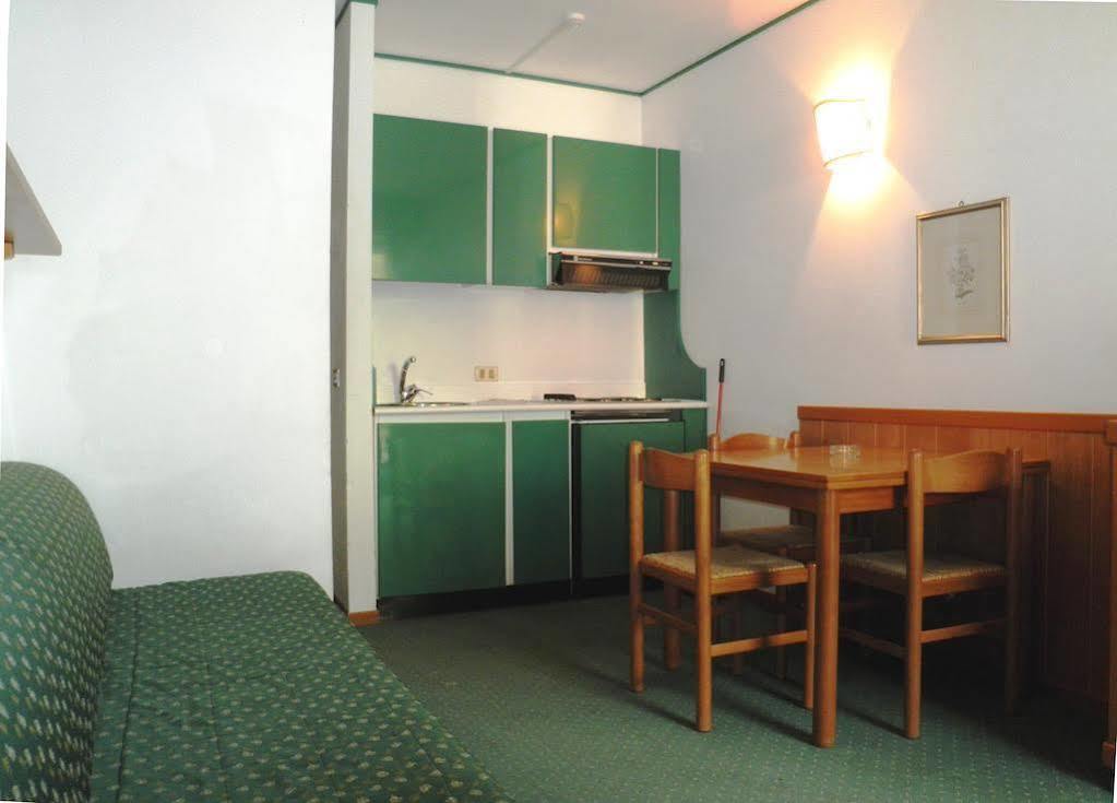 Residence Hotel Sport Campiglio Madonna Kültér fotó